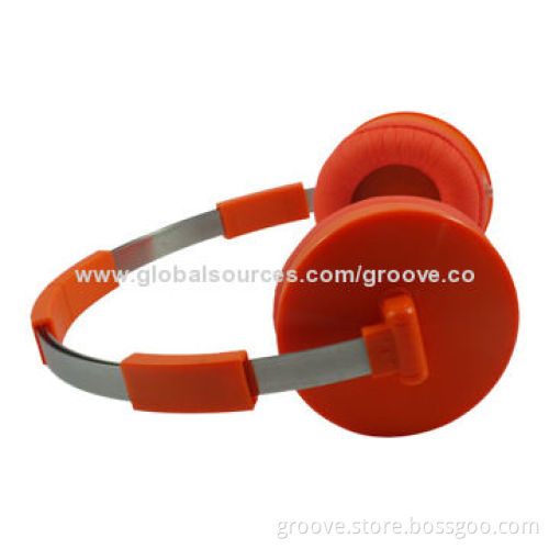 2014 Retractable Headphones with 150cm Cable Length, 20 to 20,000Hz Frequency Range